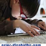 Mẹo giúp con nhỏ sử dụng thiết bị điện tử không ảnh hưởng sức khỏe